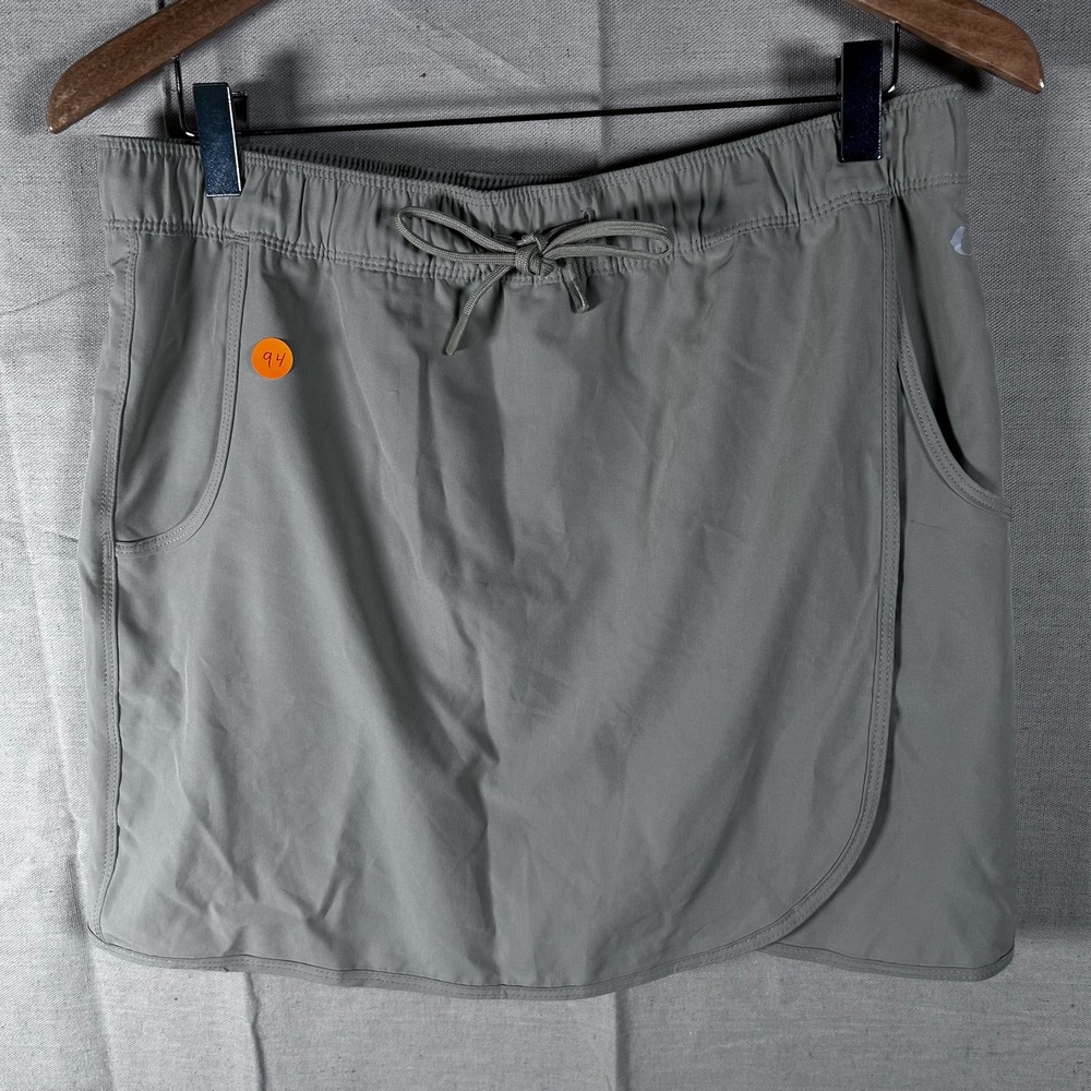 The American Outdoorsman Light Beige Athletic Skort Size Large L Elastic Waist